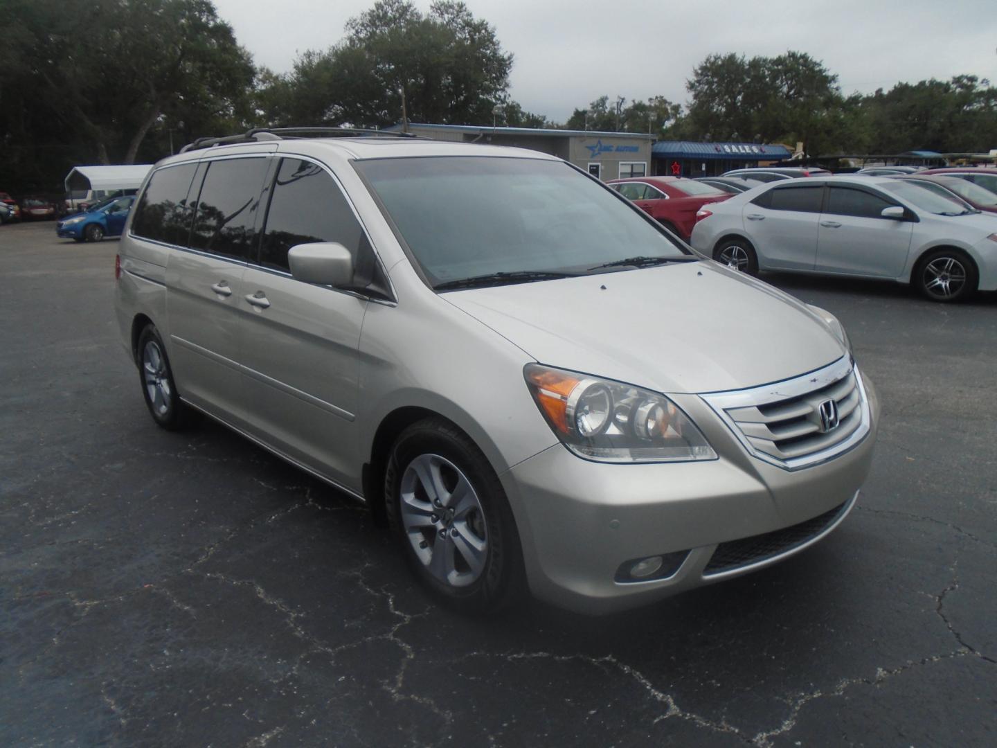 2008 Honda Odyssey (5FNRL389X8B) , located at 6112 N Florida Avenue, Tampa, FL, 33604, (888) 521-5131, 27.954929, -82.459534 - Photo#2